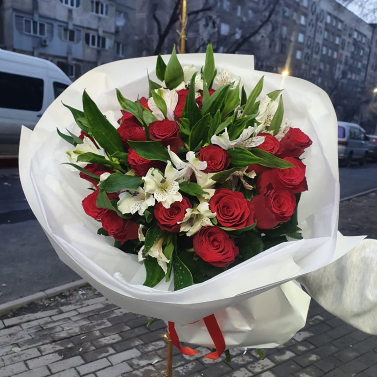 Микс букет 10